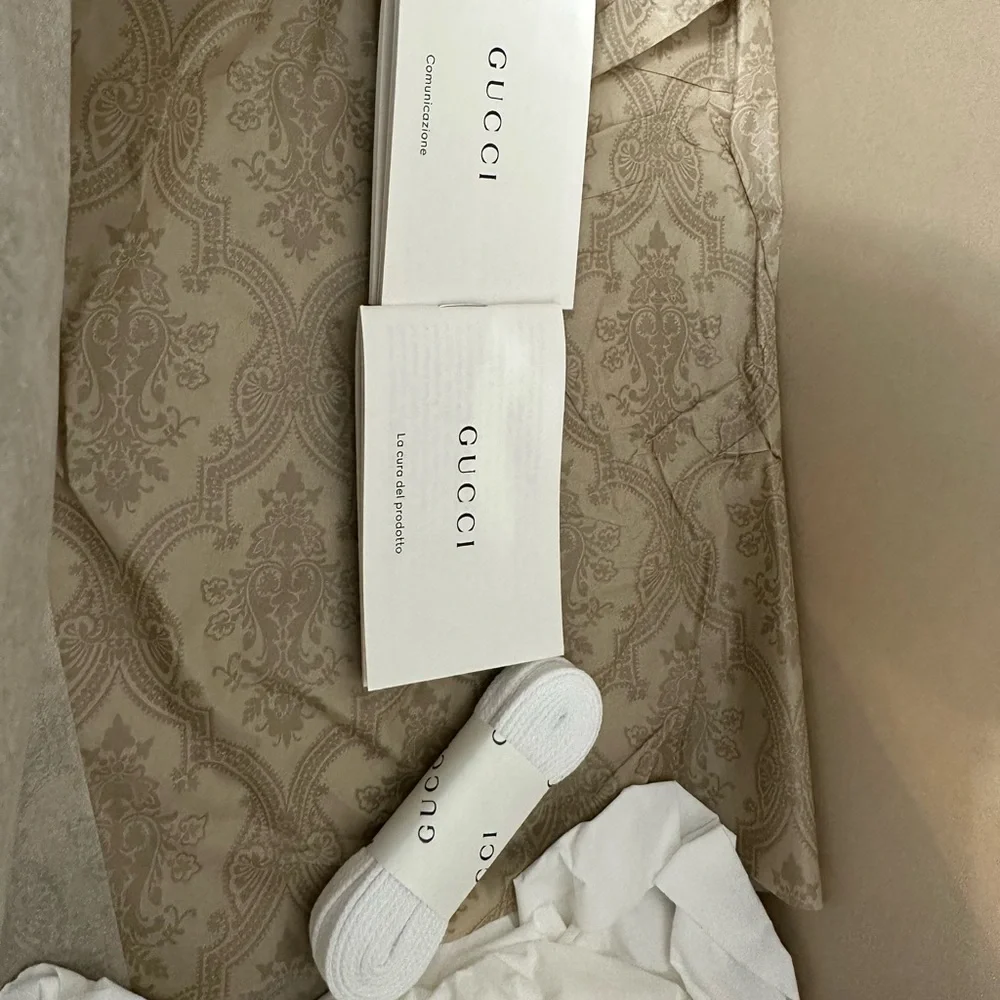 Gucci Men's Ace Sneakers - Picture 5 of 8